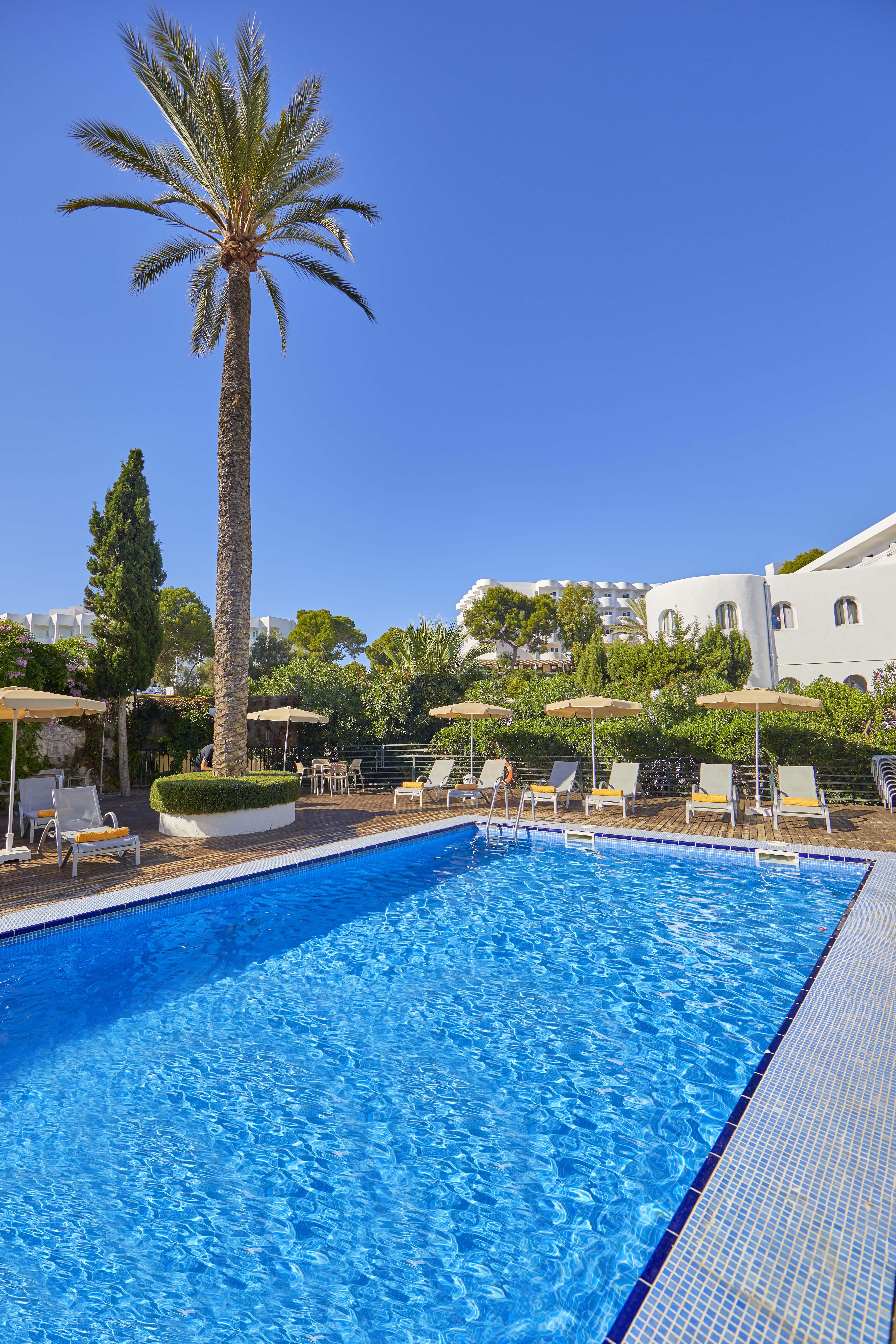 Gavimar Cala Gran And Hotel