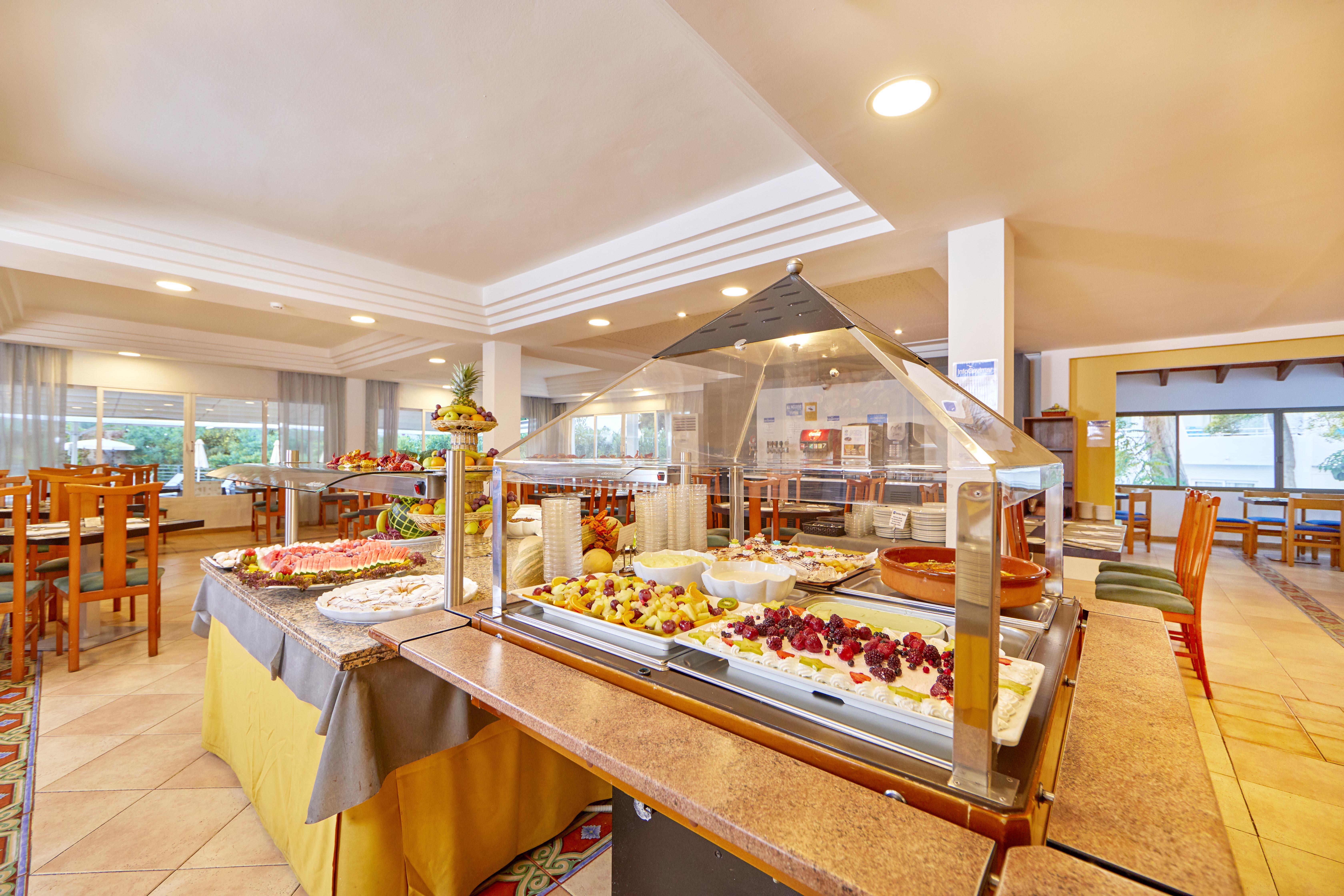 Hotel Gavimar Cala Gran And 3*